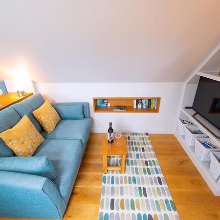 The Loft At The Little Elms Apartman Motcombe Kültér fotó